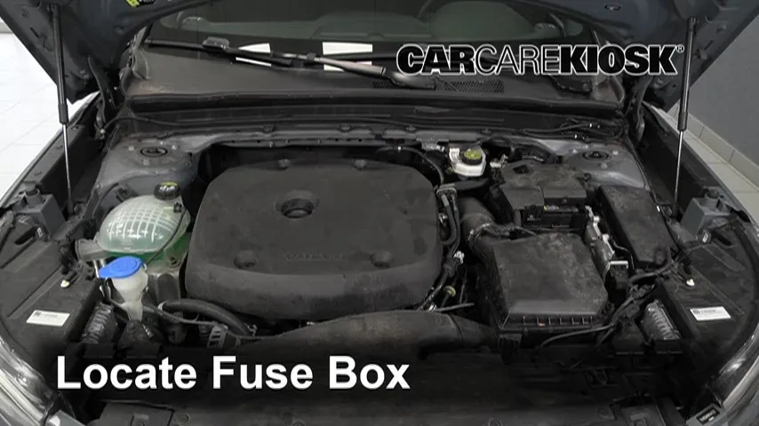 2021 Volvo XC40 T5 R-Design 2.0L 4 Cyl. Turbo Fuse (Engine) Check